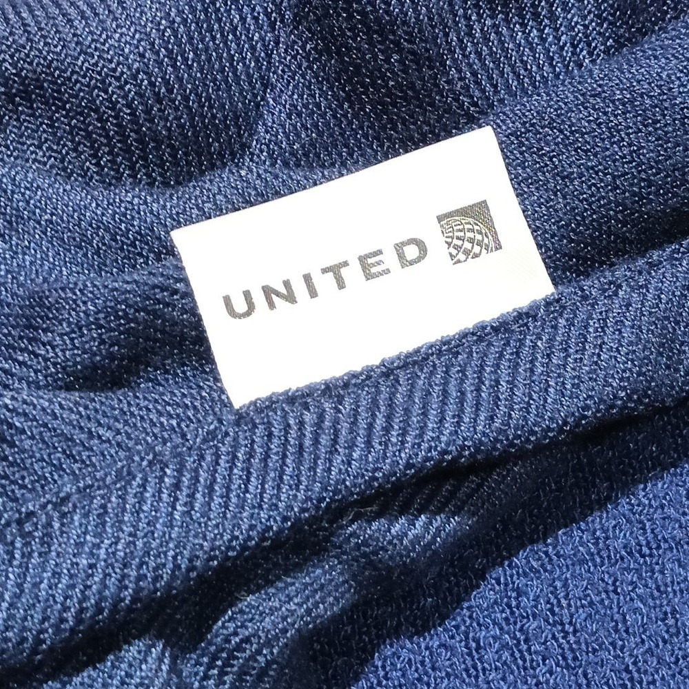 Y2K United Airlines Navy Blue Economy Inflight Travel Throw Blanket Poly 57x36"